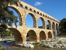 Pont du Gard im Departement Gard (Südfrankreich) Sehenswürdigkeiten